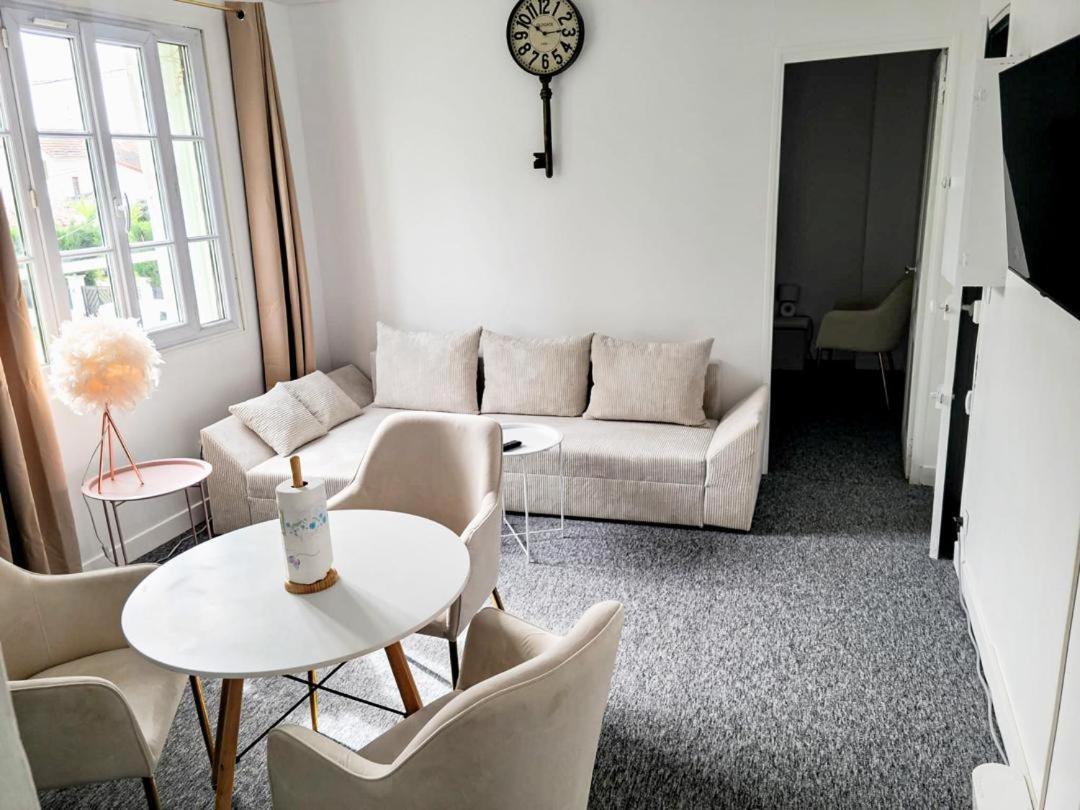 Residence Peace Ле Бурже Екстериор снимка